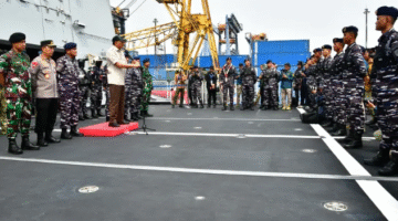 Panglima TNI Dampingi Menhan RI Sambut Kedatangan KRI Brawijaya-320 Di Tanah Air