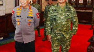 Kapolri Perkuat Soliditas TNI-Polri Lewat Silaturahmi dengan Panglima TNI di Mabes TNI